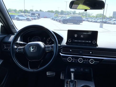 Used 2023 Honda Civic Sport image 14