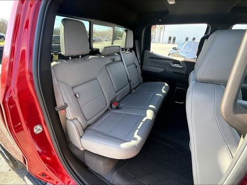 Used 2024 Chevrolet Silverado 1500 LT w/ Leather Package image 26