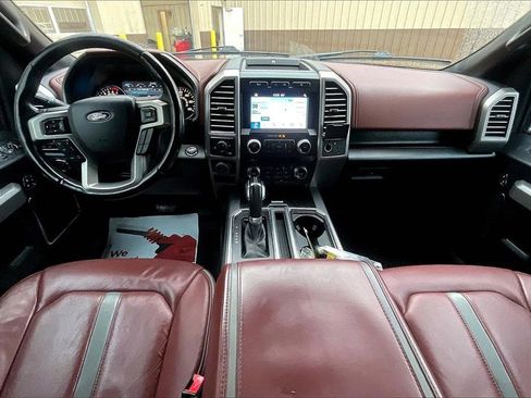 Used 2018 Ford F150 Platinum w/ Equipment Group 701A Luxury image 10