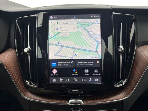 Certified 2023 Volvo XC60 B5 Plus w/ Climate Package AWD/4WD image 19