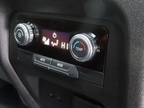 Used 2025 GMC Acadia AT4 w/ Super Cruise Package image 29