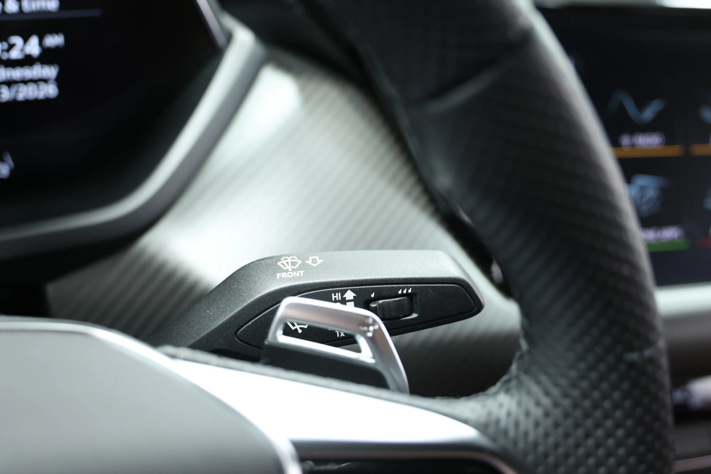 Used 2023 Audi RS e-tron GT w/ Carbon Performance Package AWD/4WD image 32