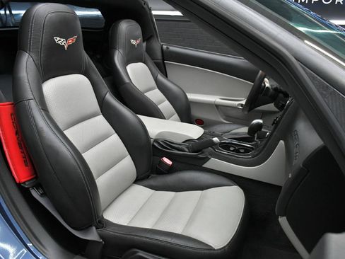 Used 2011 Chevrolet Corvette Grand Sport w/ Preferred Equipment Group RWD image 38