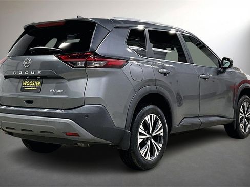 Used 2023 Nissan Rogue SV w/ SV Premium Package image 5