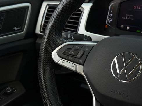 Used 2023 Volkswagen Atlas SEL R-Line AWD/4WD image 10