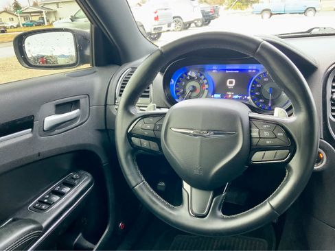 Used 2017 Chrysler 300 S w/ 300S Premium Group image 36