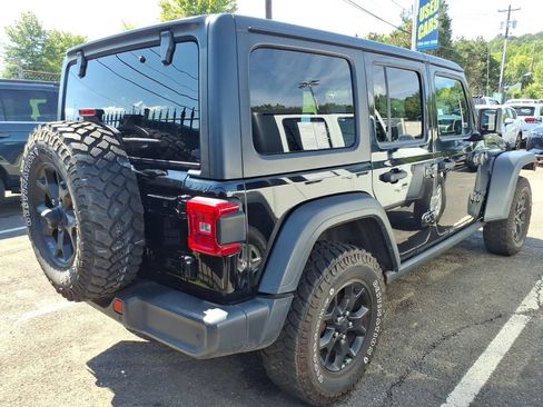 Used 2021 Jeep Wrangler Unlimited Sport AWD/4WD image 5