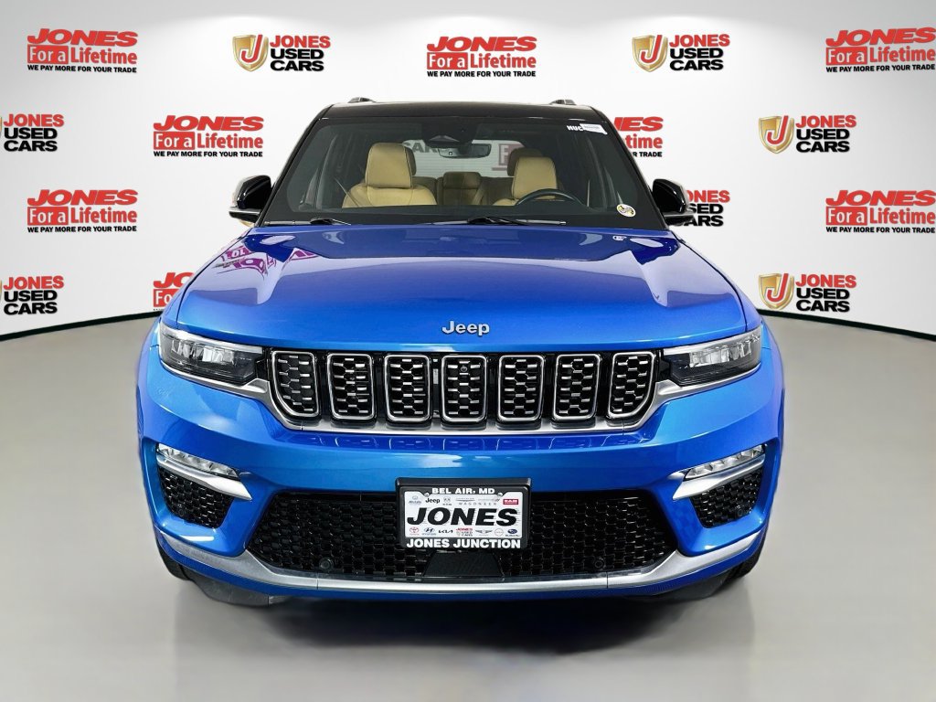 Used 2023 Jeep Grand Cherokee Summit AWD/4WD image 13