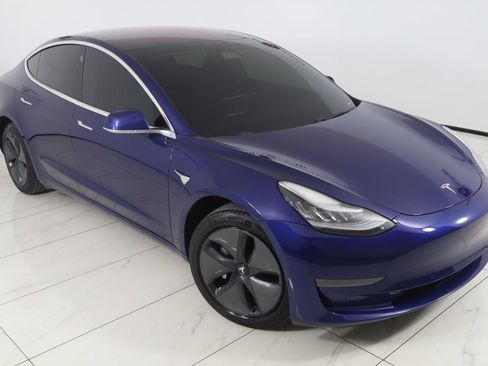 Used 2020 Tesla Model 3 Standard Range image 18