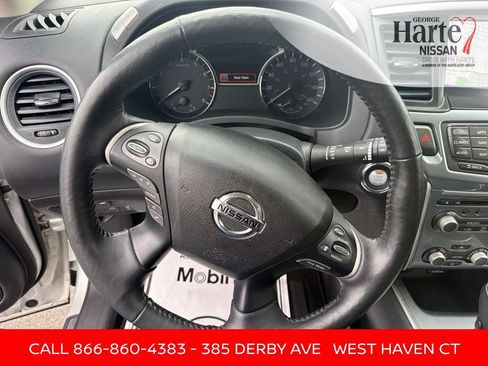 Used 2020 Nissan Pathfinder SL AWD/4WD image 12