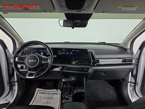 Used 2023 Kia Sportage EX image 10