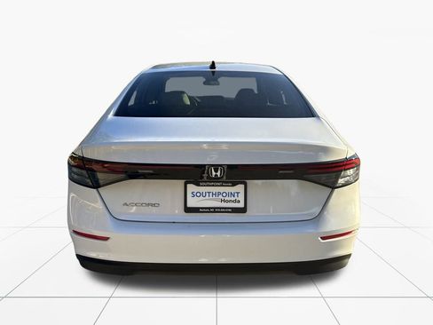 New 2025 Honda Accord SE image 8