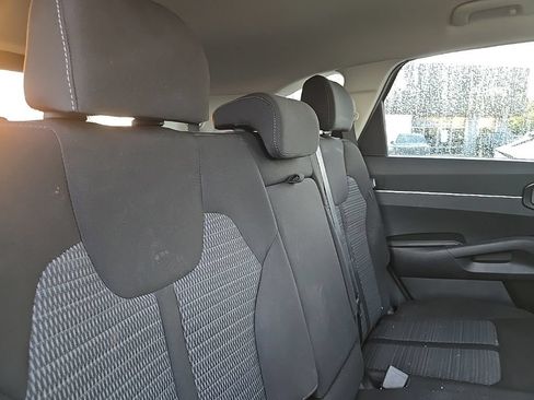 Certified 2024 Kia Sorento LX FWD image 32