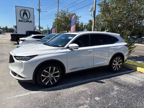 Used 2024 Acura MDX w/ Technology Package AWD/4WD image 5