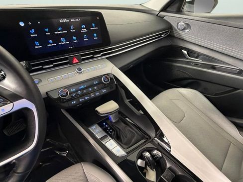 Used 2022 Hyundai Elantra Limited w/ Cargo Package FWD image 20