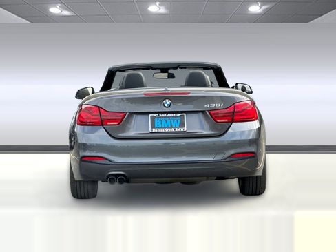 Used 2018 BMW 430i Convertible image 9