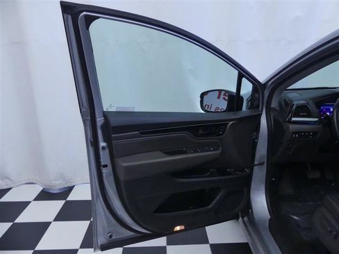 Used 2021 Honda Odyssey Touring image 26