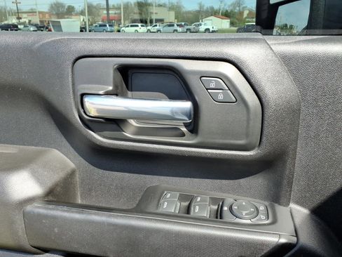 Used 2022 GMC Sierra 3500 Pro w/ Convenience Package image 15