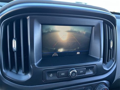 Certified 2022 Chevrolet Colorado W/T image 21