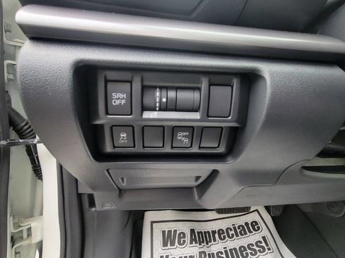 Used 2019 Subaru Crosstrek 2.0i Limited w/ Moonroof Package image 15