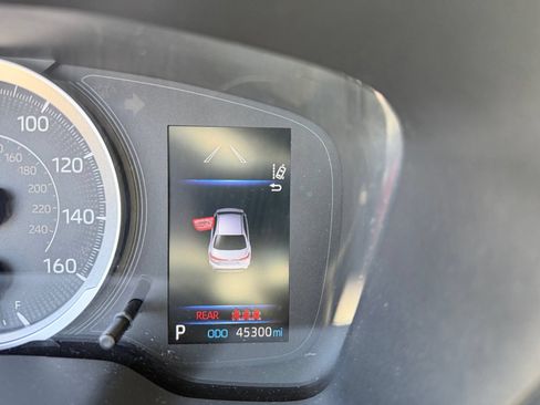 Used 2022 Toyota Corolla LE FWD image 20
