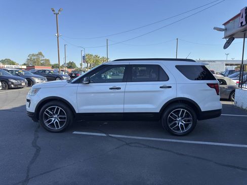 Used 2018 Ford Explorer Sport AWD/4WD image 6