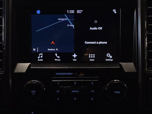 Used 2017 Ford F150 XLT w/ Equipment Group 302A Luxury AWD/4WD image 25