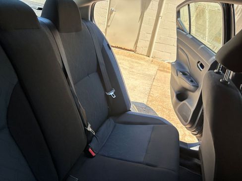 Used 2025 Nissan Versa SV FWD image 32