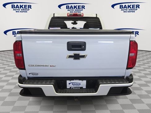 Used 2020 Chevrolet Colorado W/T w/ WT Convenience Package image 5