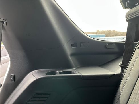 Certified 2025 GMC Yukon Denali AWD/4WD image 41