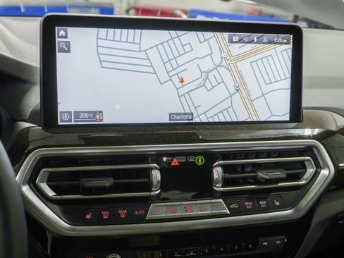 Certified 2025 BMW X4 xDrive30i image 29