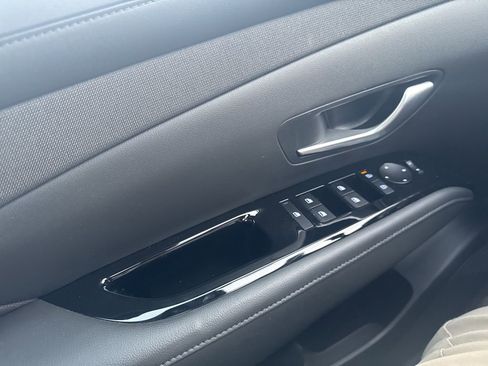 Used 2025 Hyundai Santa Cruz SEL image 26