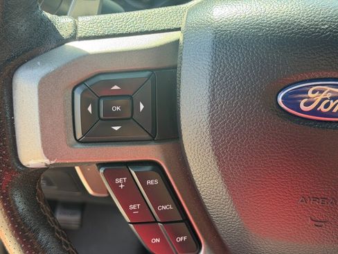 Used 2018 Ford F150 Raptor w/ Equipment Group 802A Luxury AWD/4WD image 27