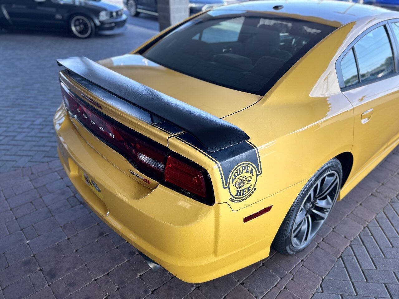 Used 2012 Dodge Charger SRT8 Super Bee w/ Premium Audio Group II RWD image 18