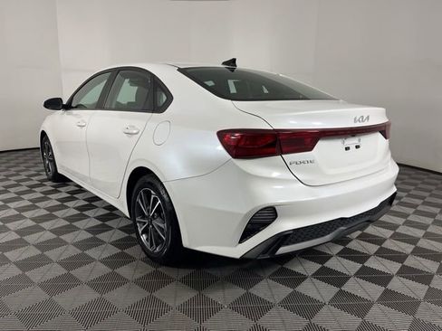 Used 2023 Kia Forte LXS image 7