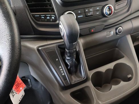 Used 2021 Ford Transit 350 XLT image 7