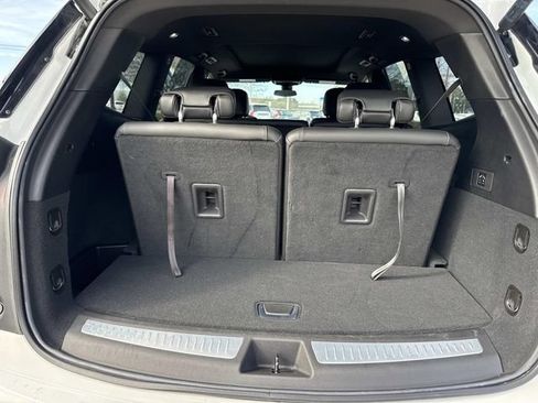 Used 2024 Cadillac XT6 Luxury FWD image 11