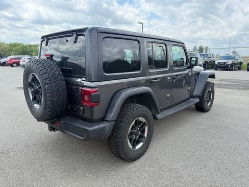 Used 2018 Jeep Wrangler Unlimited Rubicon AWD/4WD image 4