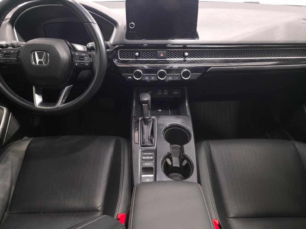 Used 2022 Honda Civic Touring image 12