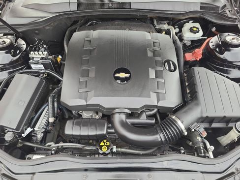 Used 2015 Chevrolet Camaro LT w/ Commemorative Special Edition image 24