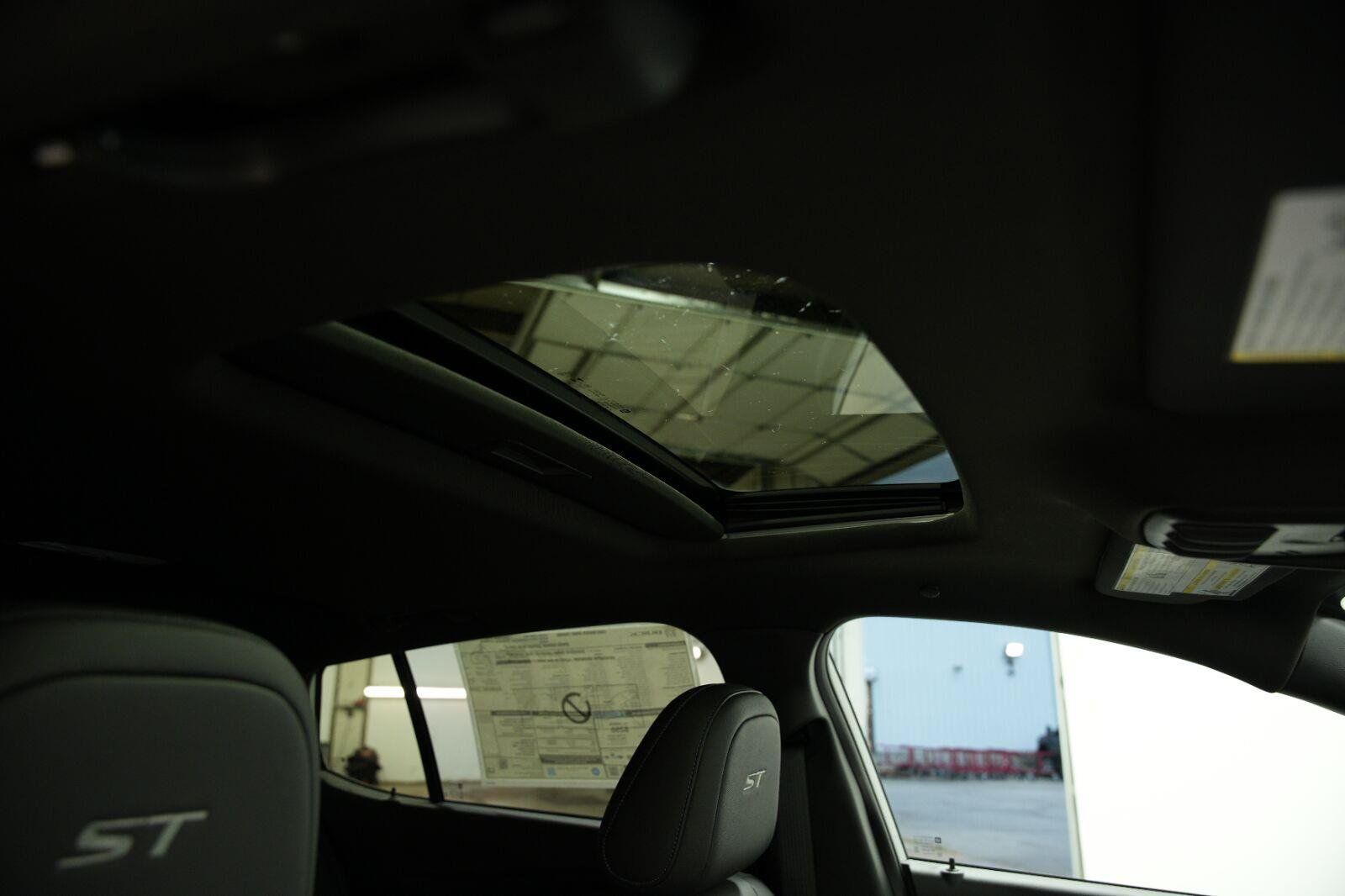 New 2026 Buick Envista Sport Touring w/ Convenience I Package FWD image 23
