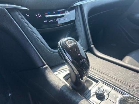 Used 2020 Cadillac XT5 Premium Luxury image 25