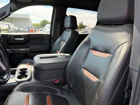 Used 2021 GMC Sierra 1500 AT4 w/ AT4 Premium Package AWD/4WD image 12