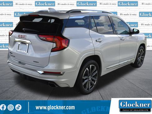 Used 2020 GMC Terrain Denali w/ Denali Premium Package AWD/4WD image 6