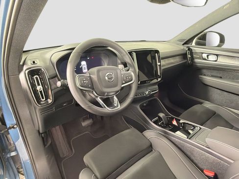 Certified 2023 Volvo XC40 Recharge Ultimate AWD/4WD image 10