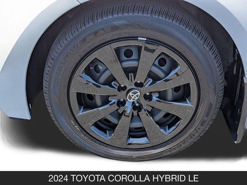 Used 2024 Toyota Corolla LE FWD image 11