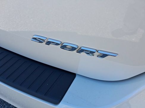 Certified 2024 Honda Odyssey Sport image 9