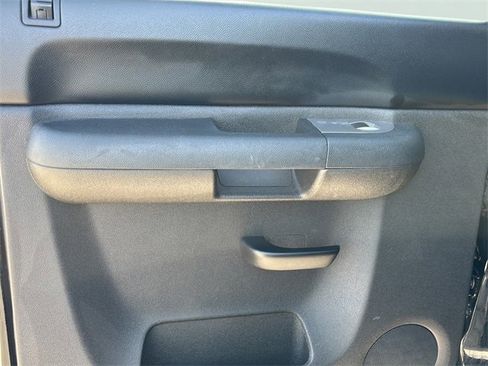 Used 2011 GMC Sierra 1500 SLE w/ Regional Value Package image 14