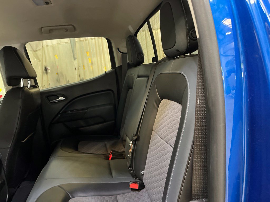 Used 2020 Chevrolet Colorado Z71 AWD/4WD image 24