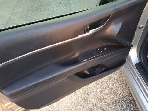 Used 2024 Toyota Camry SE FWD image 13